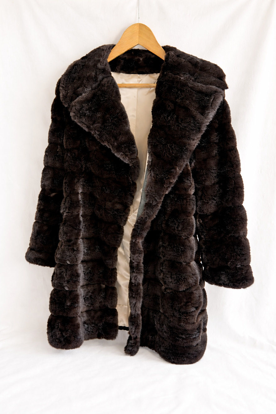 Vintage 80s/90s Style VI LTD Rich Brown Faux Fur Coat